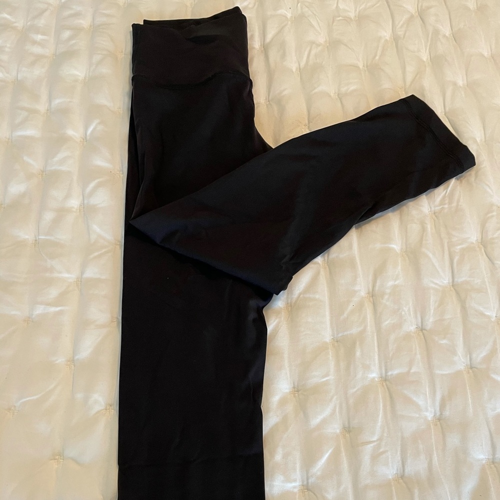 Lululemon wunder under luxtreme size 6
